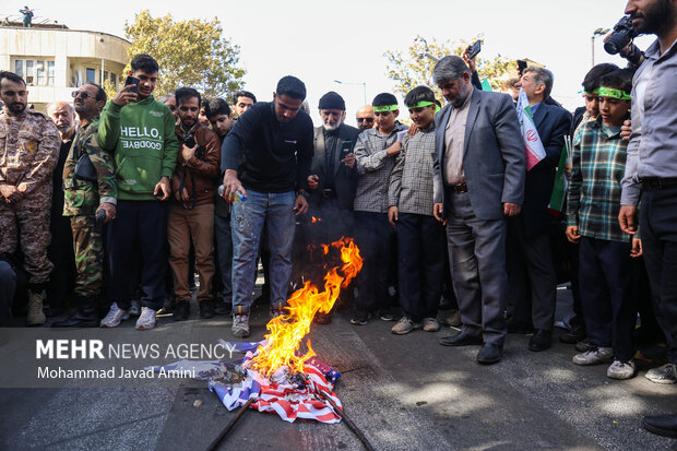 راهپیمایی ۱۳آبان در قزوین