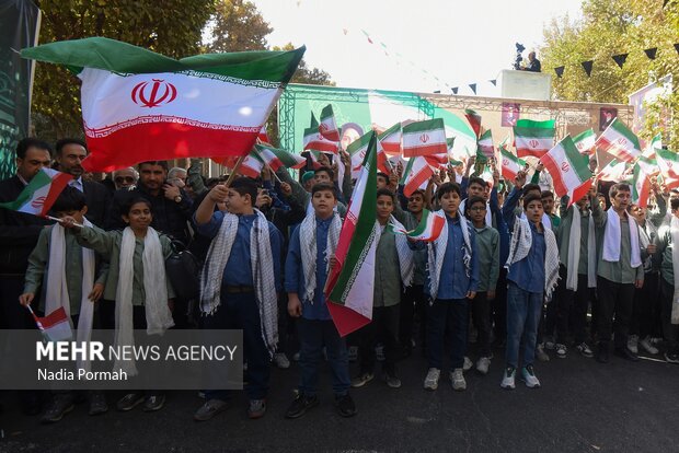 راهپیمایی ۱۳ آبان - کرج