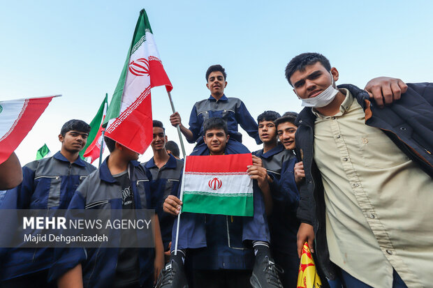 راهپیمایی یوم الله ۱۳ آبان در یزد