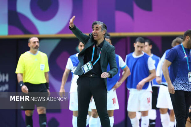 شمسایی: داور در حد بازی بزرگ نبود / هیچ چیز مقدس‌تر از پرچم ایران نیست