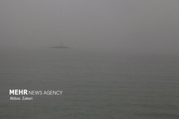 چتر گرد و خاک بر سر بندرعباس