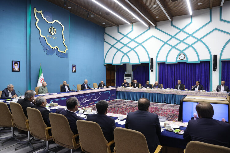 اقتصادي،رئيس،حداكثري،راهكارهاي،مرزي