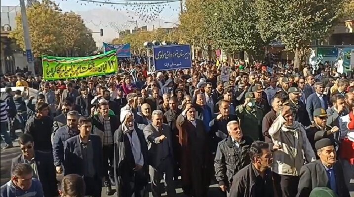 راهپیمایی ۱۳ آبان در شهرستان ازنا