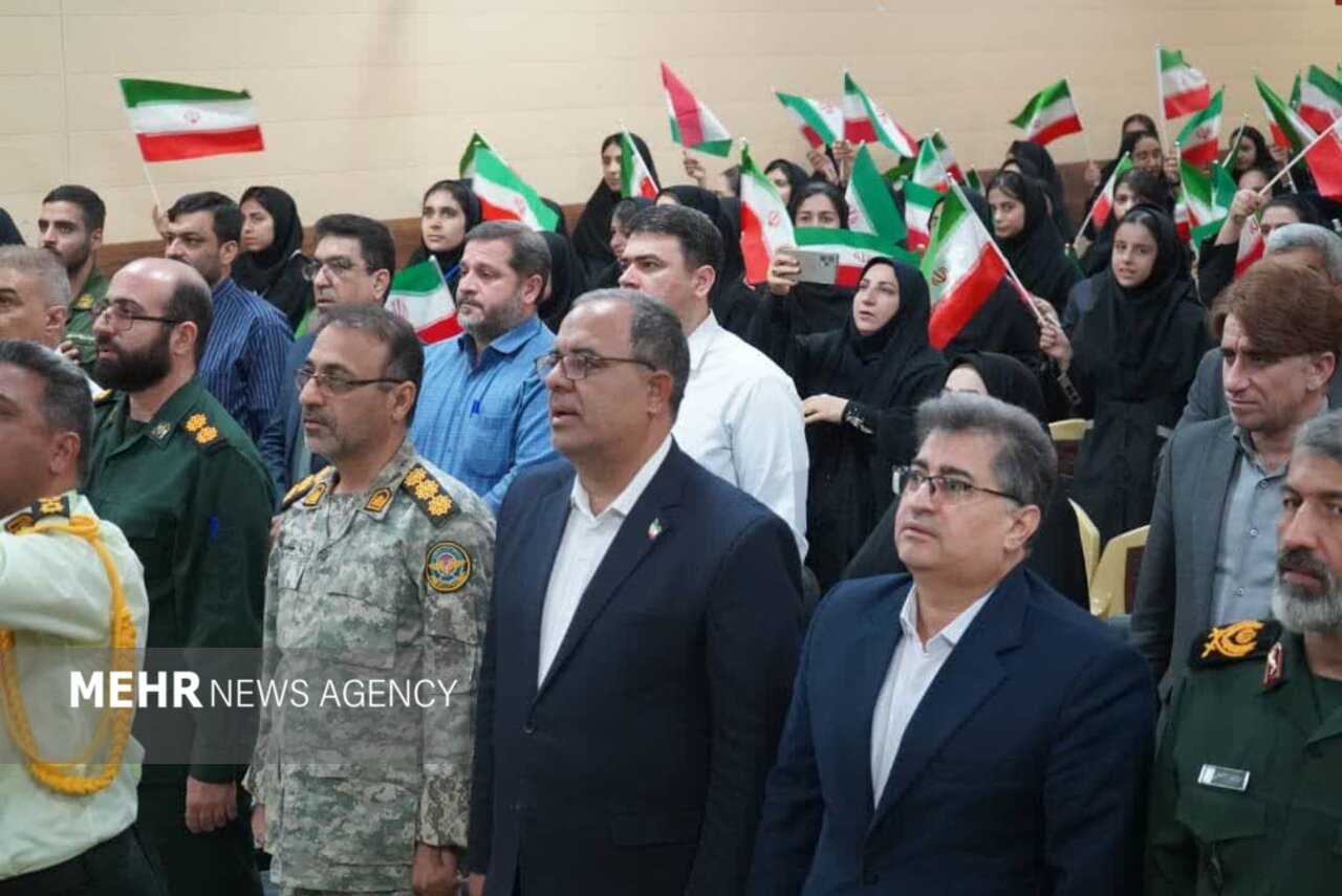 زنگ استکبار ستیزی در بوشهر نواخته شد زنگ استکبار ستیزی در بوشهر نواخته شد