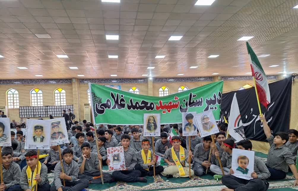 امام جمعه گناوه: ملت ایران هرگز زیر بار سلطه مستکبران نخواهد رفت