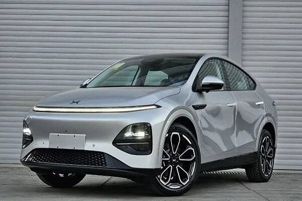 خودرو،مجهز،راننده،سيستم،پنگ،شارژ،ايكس،رانندگي،نمونه،داخل،كاب ...