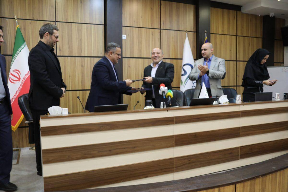 ماكو،منطقه،آزاد،اقتصاد،فناوري،علمي،توسعه،مسير،كشور،فناورانه، ...