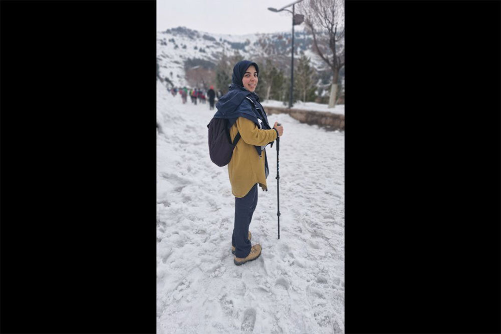 زهرا،مستند،روايت،گفتار،تصاوير،متن،زندگي،فيلم،رضازاده،سرو،دختري