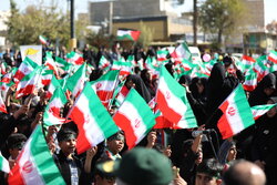 مشت‌های کوچک، آرمان‌های بزرگ؛ اجتماع «شکوفه‌های ولایی»در دیار ۱۷۰۰شهید