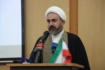 امام جمعه ایلام:اصلاح روابط اجتماعی و ترویج فرهنگ گفتگو نیاز استان است