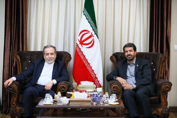 وزیر امور خارجه در همدان