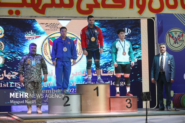 روز دوم مسابقات وزنه برداری سیزم