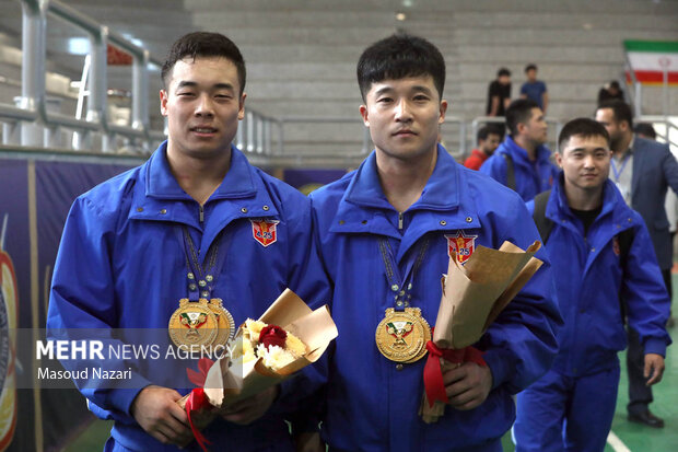 روز دوم مسابقات وزنه برداری سیزم