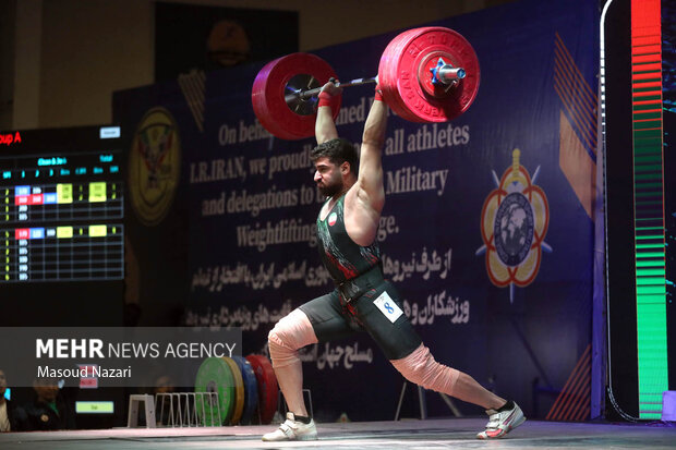 روز دوم مسابقات وزنه برداری سیزم