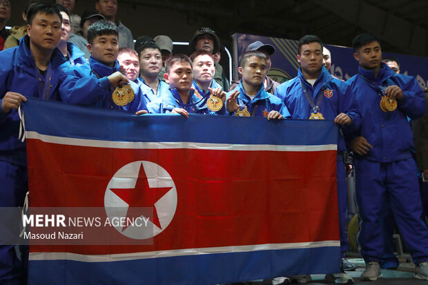 روز دوم مسابقات وزنه برداری سیزم