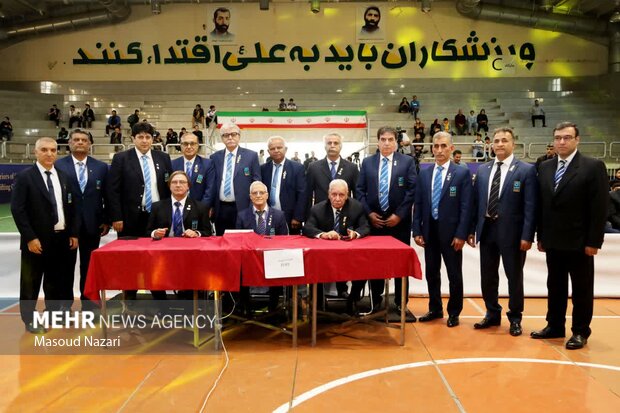 روز دوم مسابقات وزنه برداری سیزم