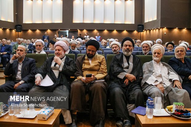 همایش کارگزاران و خادمین فرهنگی حج و زیارت در گیلان