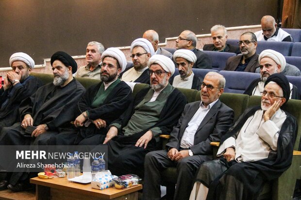 همایش کارگزاران و خادمین فرهنگی حج و زیارت در گیلان