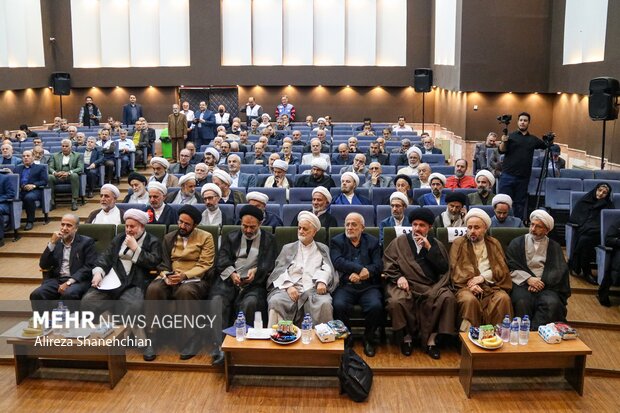 همایش کارگزاران و خادمین فرهنگی حج و زیارت در گیلان