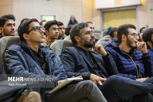 مراسم «از خرمشهر تا خان‌یونس؛ یک تمدن، یک جبهه»