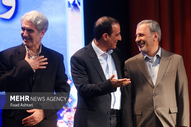 آئین تجلیل از برگزیدگان المپیاد علمی دانشجویی کشور