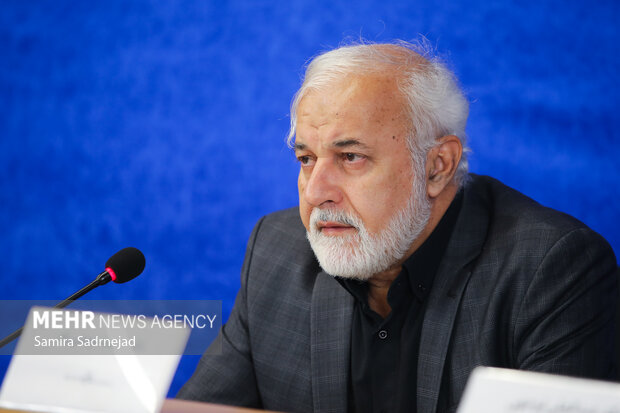 همایش «ما و غرب» در اندیشه مقام معظم رهبری