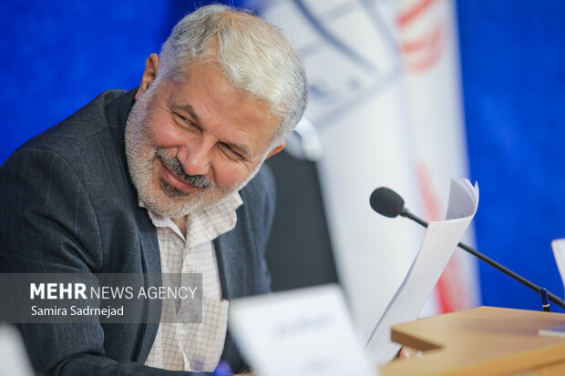 همایش «ما و غرب» در اندیشه مقام معظم رهبری