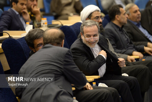 روز اول سفر وزیر خارجه به همدان 16