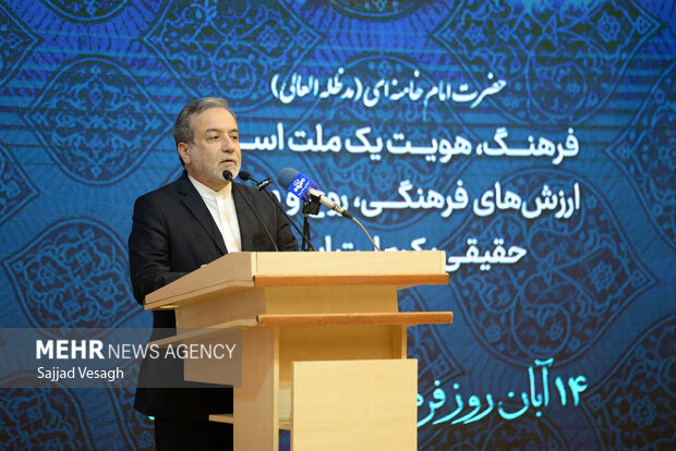 روز اول سفر وزیر خارجه به همدان 20