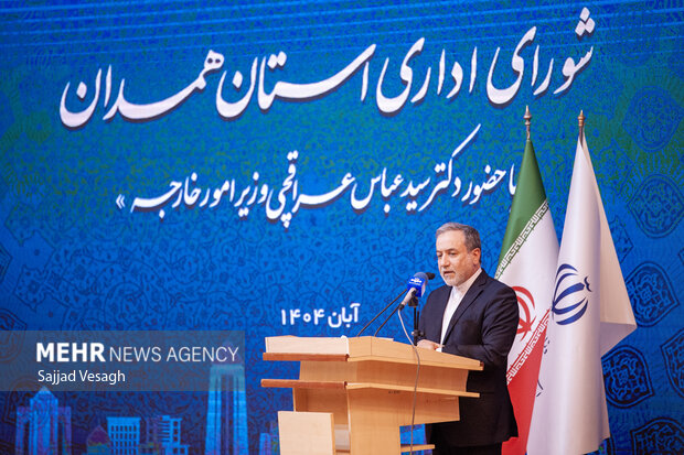 روز اول سفر وزیر خارجه به همدان 22