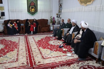 حجت‌الاسلام رضایی: صبر خانواده شهدا در مسیر عزت‌آفرینی است