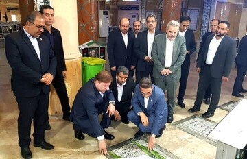 معاون رئیس جمهور با شهدای بوشهر تجدید میثاق کرد