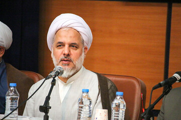 رحیمی: حمایت از کارگران و تقویت زیرساخت‌های اجتماعی ساوه ضروری است