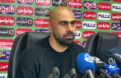 زارع: شمس‌آذر کار را برای ما سخت کرد