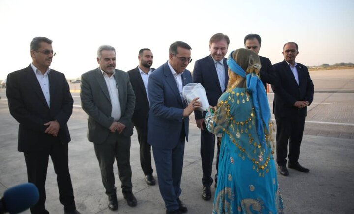 معاون رئیس جمهور وارد بوشهر شد معاون رئیس جمهور وارد بوشهر شد