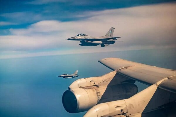 Yunanistan ve Siyonist İsrail'den ortak tatbikat