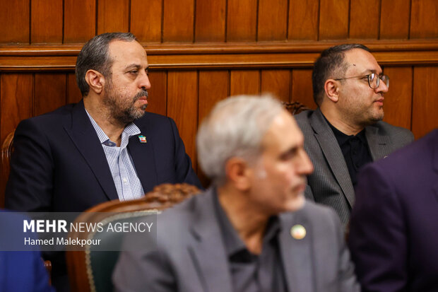 اولین روز سفر رئیس مجلس به کشور پاکستان