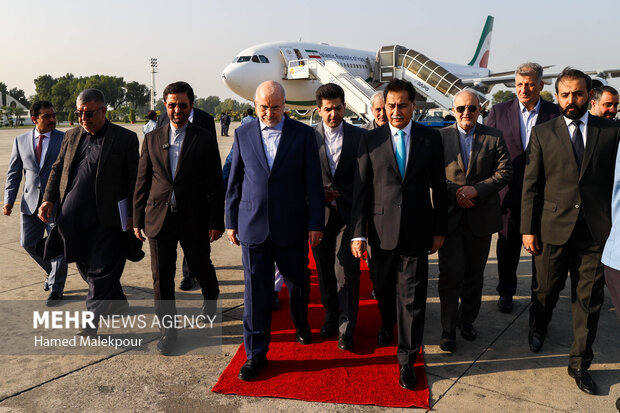 اولین روز سفر رئیس مجلس به کشور پاکستان