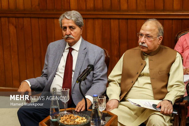 اولین روز سفر رئیس مجلس به کشور پاکستان