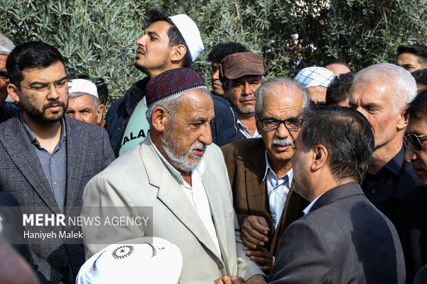 تشییع پیکر «صابر کاظمی» در آق قلا 21