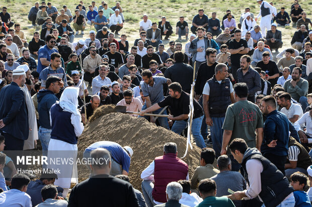 خاکسپاری پیکر زنده‌یاد «صابر کاظمی» در آق قلا