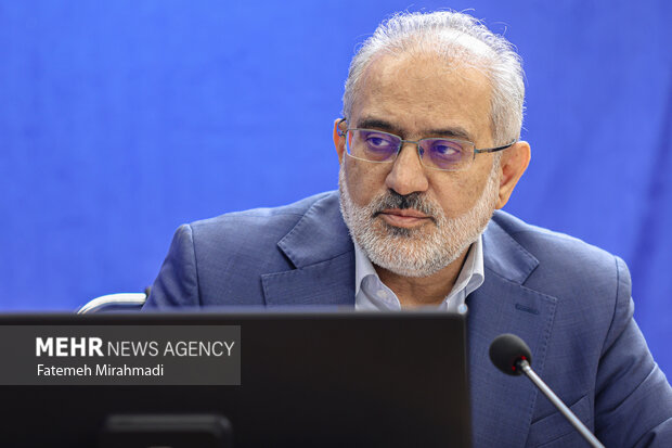 نشست‌های تخصصی همایش «ما و غرب» در اندیشه مقام معظم رهبری 4