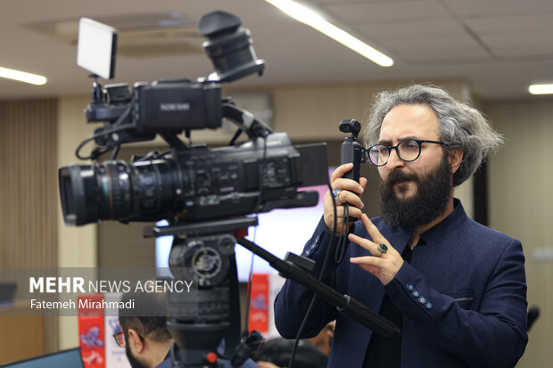 نشست‌های تخصصی همایش «ما و غرب» در اندیشه مقام معظم رهبری 7