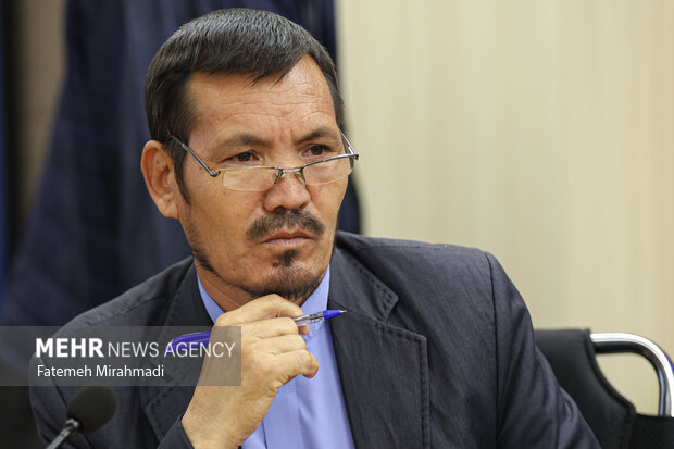 نشست‌های تخصصی همایش «ما و غرب» در اندیشه مقام معظم رهبری 17