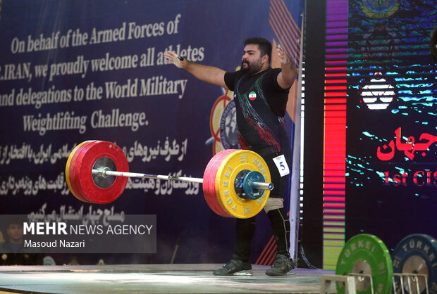 روزسوم مسابقات وزنه برداری سیزم 6