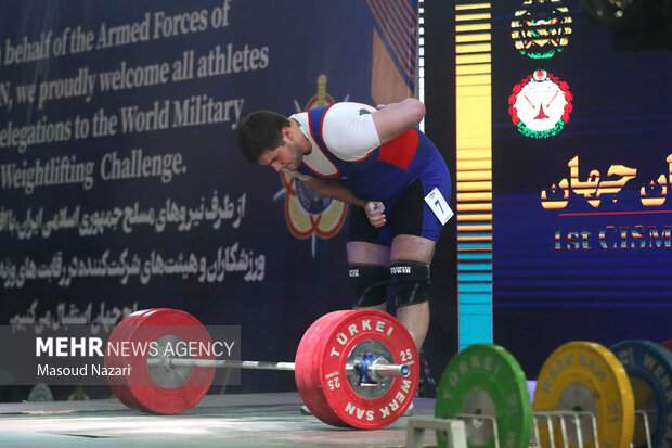 روزسوم مسابقات وزنه برداری سیزم 10