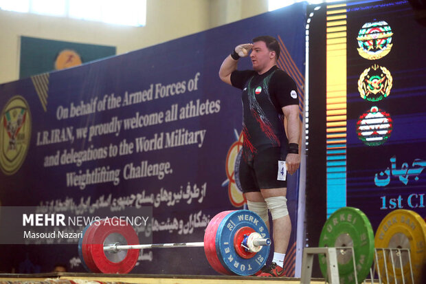 روزسوم مسابقات وزنه برداری سیزم 12