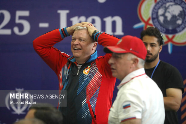 روزسوم مسابقات وزنه برداری سیزم 15