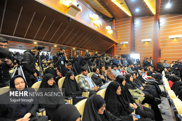 حضور وزیر امور خارجه در دانشگاه بوعلی