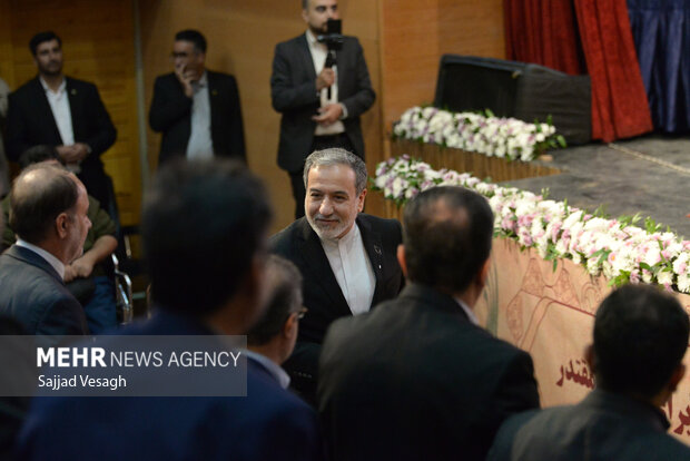 روز دوم سفر وزیر امور خارجه به همدان 13